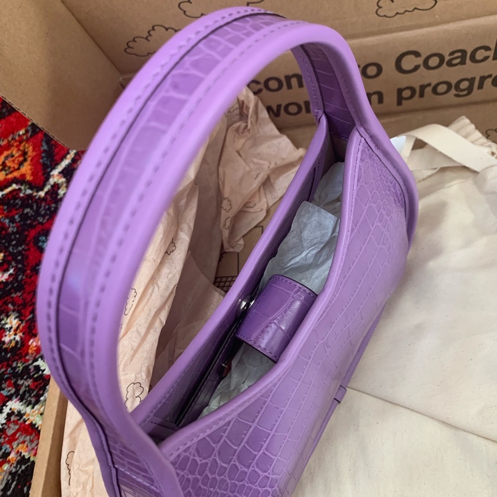 Coach Elegant Purple Shoulder Bag - Picture 7 of 13